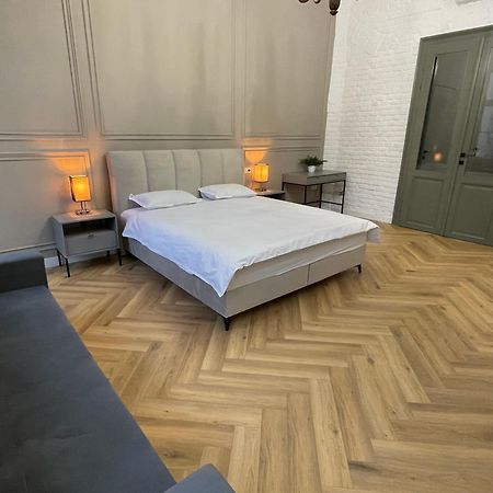 Alexander Flat_Alecsandri Apartment Oradea Ngoại thất bức ảnh