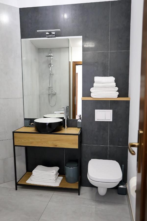 Alexander Flat_Alecsandri Apartment Oradea Ngoại thất bức ảnh