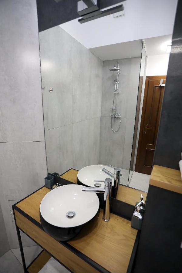 Alexander Flat_Alecsandri Apartment Oradea Ngoại thất bức ảnh